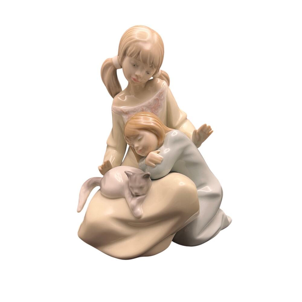 Lladro "Little Sister" 1534 Porcelain Figurine Mint Condition Retired Lladro